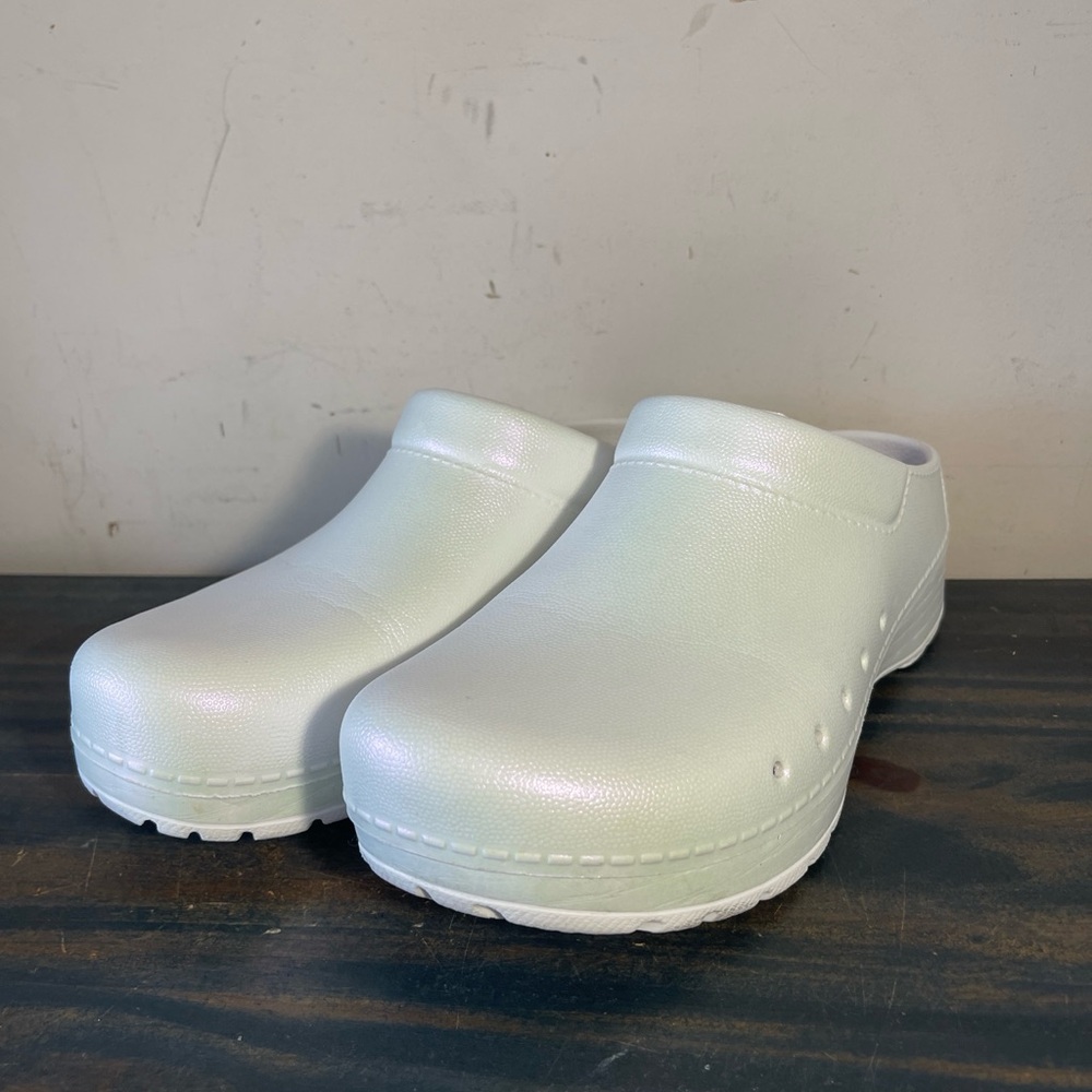 Dansko Womens Kane Molded Pearl Iridescent EVA Clog Size 38 EU 7.5-8 US